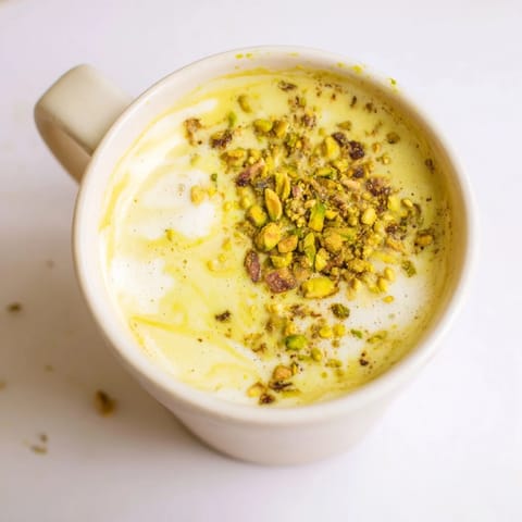 Pistachio Milk Latte Café Style